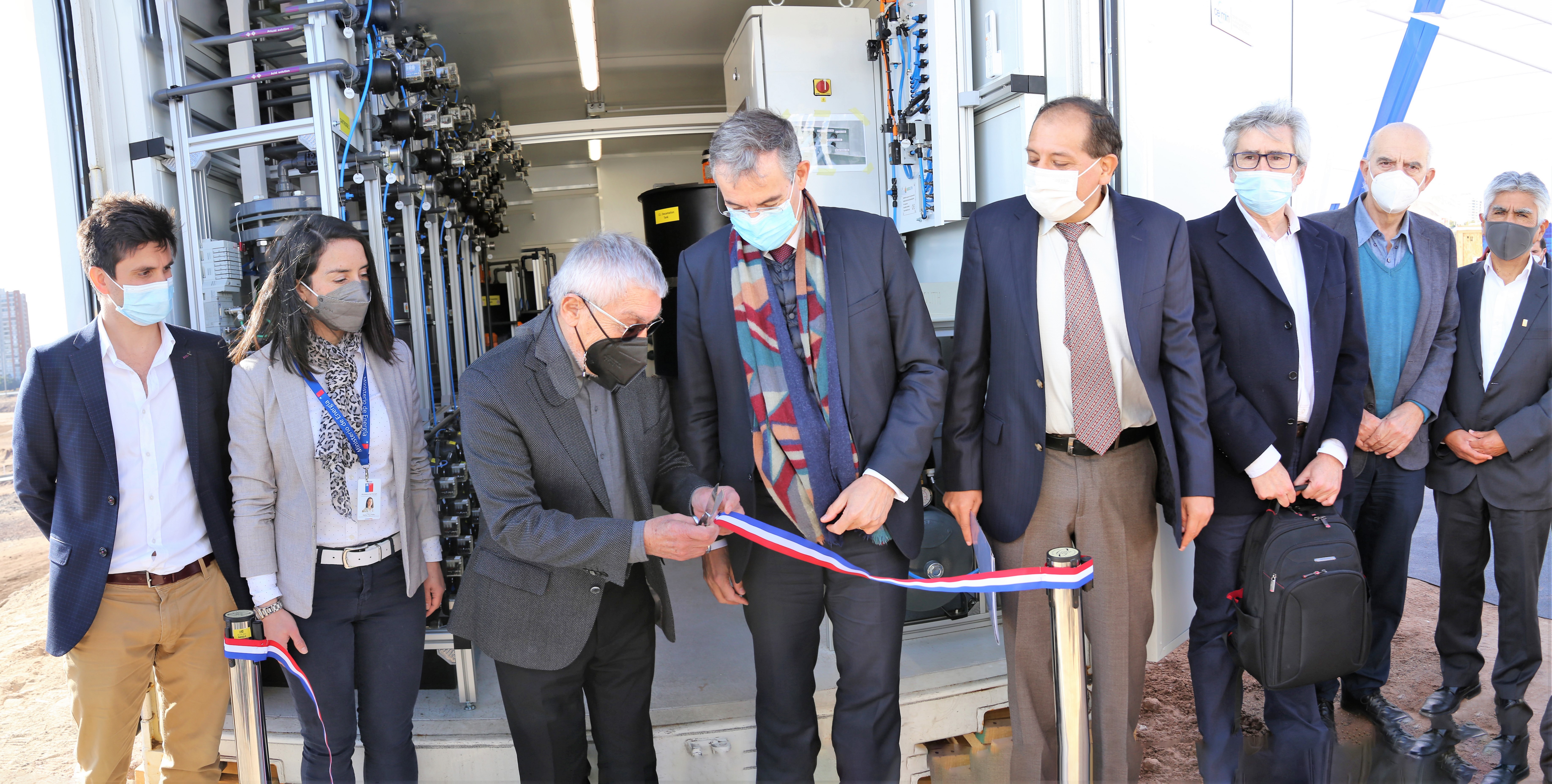 UA inauguró planta de extracción de litio que contribuirá a la transición tecnológica